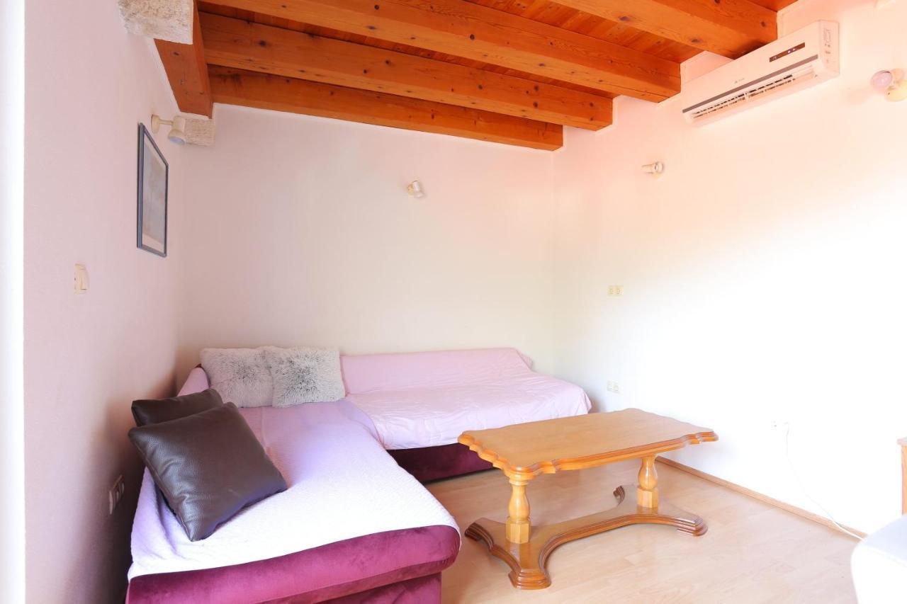 Apartments With A Parking Space Brela, Makarska - 789 Екстер'єр фото